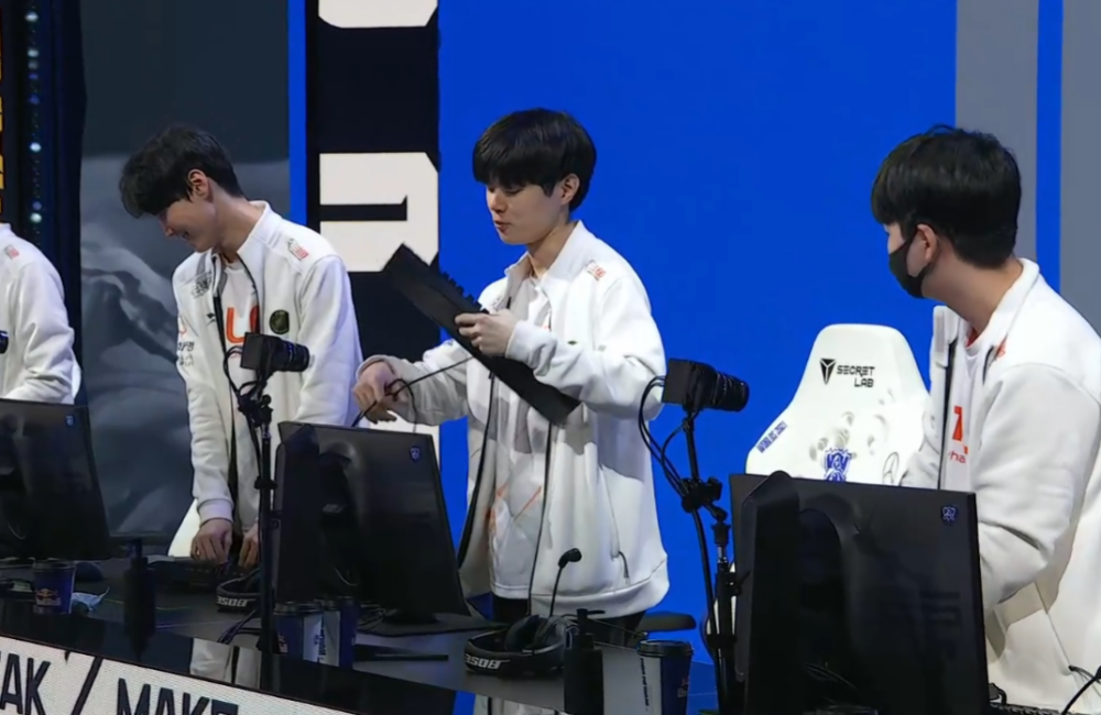 开云体育平台APP-MAD力克T1，Inspired完成史诗逆转宿命之战成都决赛之夜，锁定晋级资格