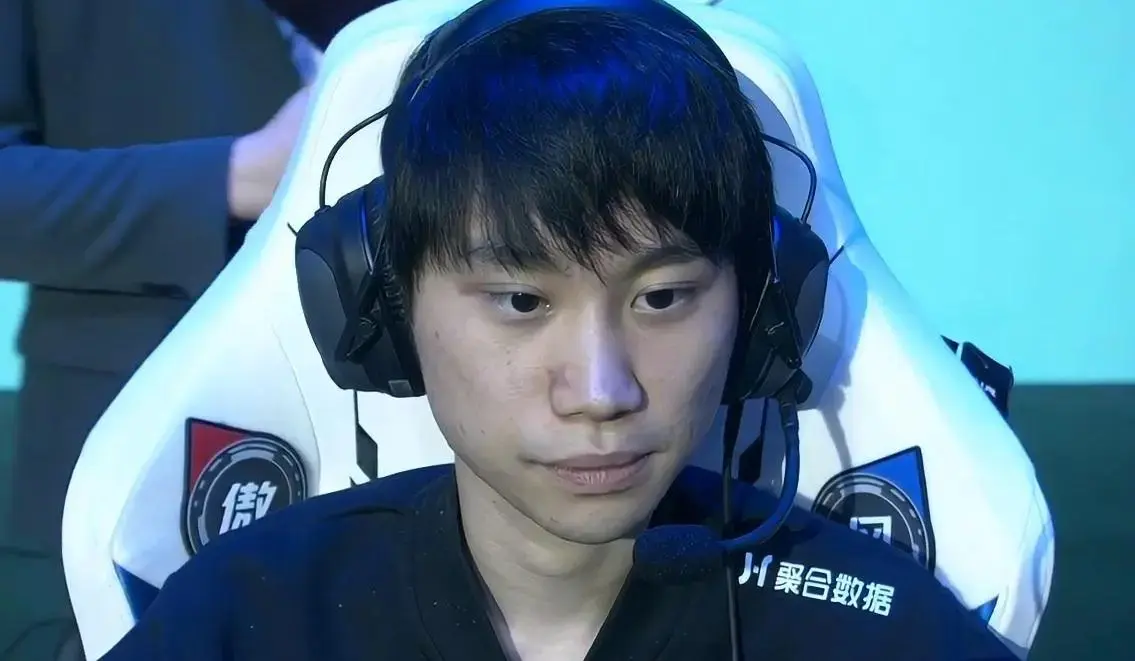 关于NS横扫KT，Doinb线上压制力十足鏖战多局半决赛，锁定晋级资格的信息