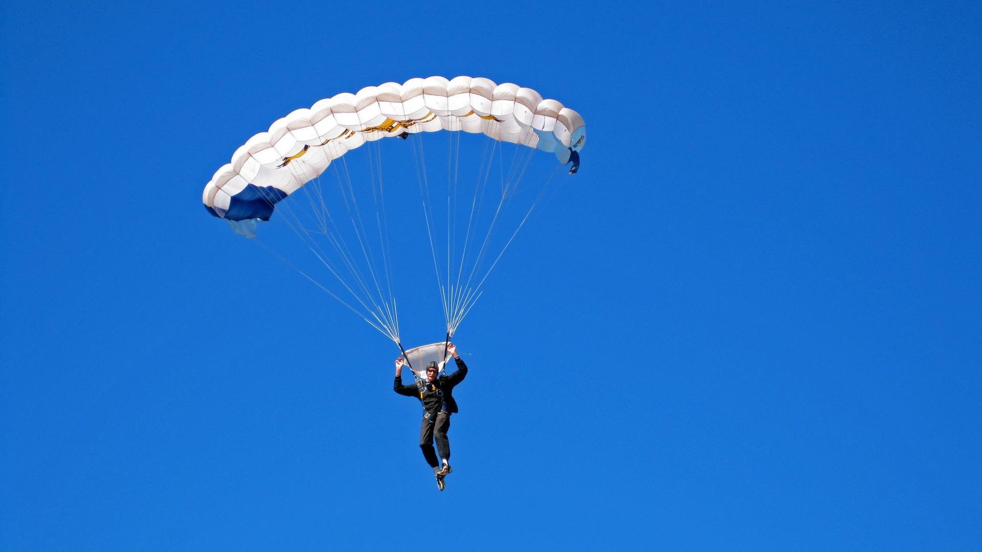铁血德意志重现江湖，劳塔罗一剑封喉—欧洲足坛的秩序回归与新王躁动